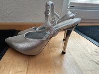 Alberto venturini Pumps 38 Silber Nordrhein-Westfalen - Moers Vorschau