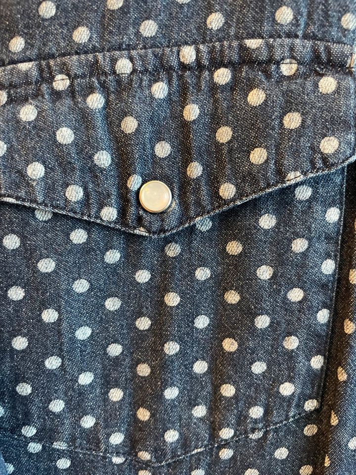 Only Jeansbluse Gr. 40 Polkadot in München