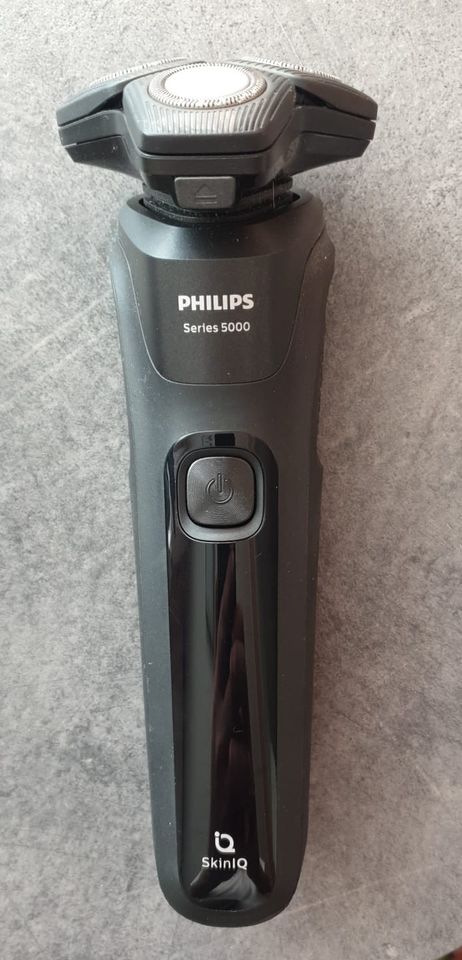 Philips SHAVER Series 5000 S5588 Herrenrasierapparat in Berlin