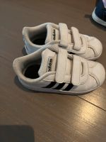 Adidas Turnschuhe Gr.25 Rheinland-Pfalz - Kordel Vorschau