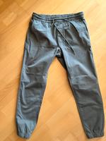 Zara Hose in Grün - Ungetragen in L Bayern - Freising Vorschau