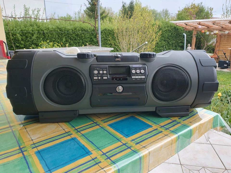 JVC RV-NB1 Ghettoblaster, CD, Tuner, Tape, Gitarre-Mic in Kirchdorf a.d.Amper