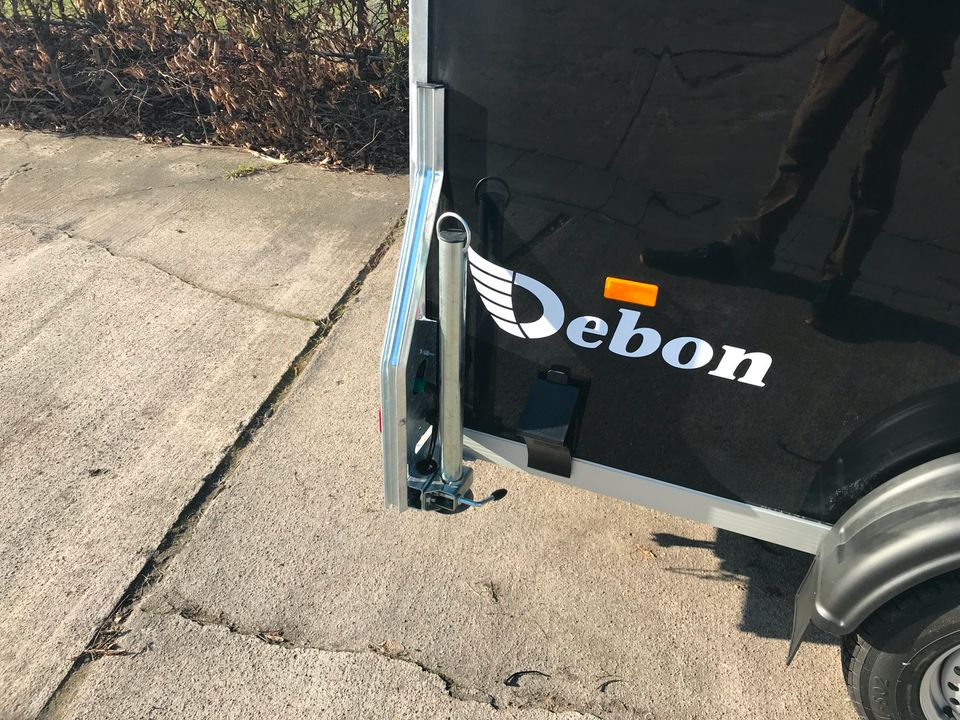 ‼️ Debon Koffer 1,3 t o. Tür in schwarz,weiß lagernd ‼️ in Seelow