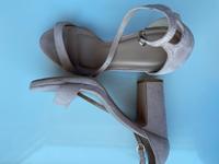 Schuhe mit Absatz Niedersachsen - Wittmund Vorschau