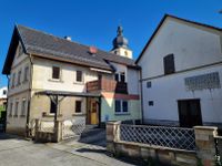 Modernisiertes 1-2 Familien-Wohnhaus mit Nebengebäude, Garage und Garten in zentraler Lage von Rentweinsdorf Bayern - Rentweinsdorf Vorschau