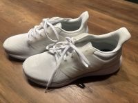 Verkaufe hier Neue NEUE Adidas Herren Schuhe in Gr. 44 2/3 Hessen - Langen (Hessen) Vorschau