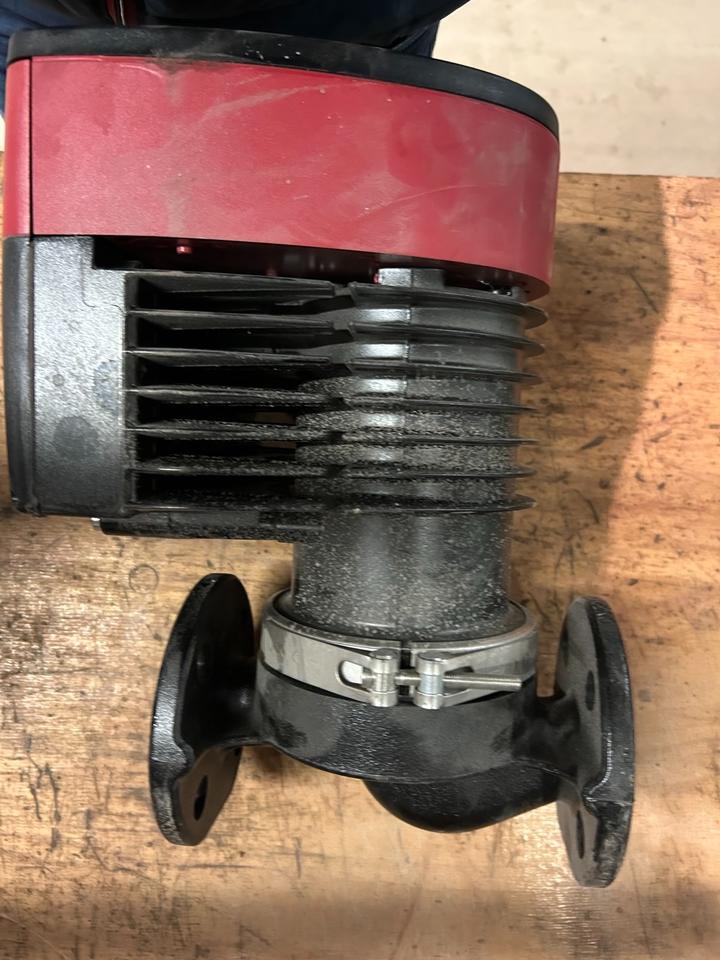 Grundfos Magna3 32-120 F220, Heizungspumpe, Pumpe, Wasser,Heizung in Dillingen (Donau)
