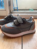 Kinderschuh Sneaker Größe 25 Friedrichshain-Kreuzberg - Friedrichshain Vorschau