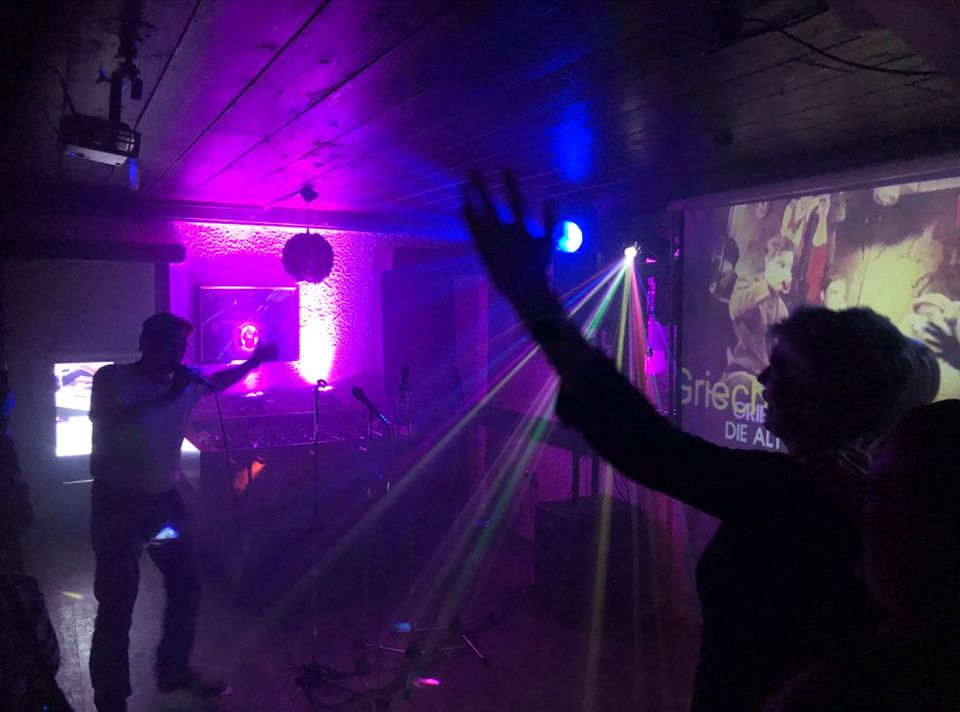 Karaoke Party DJ auf Großbildleinwand ⭐️⭐️⭐️ in Bruchmühlbach-Miesau