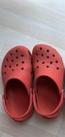 Crocs Hausschuhe badeschuhe damen Leipzig - Mölkau Vorschau