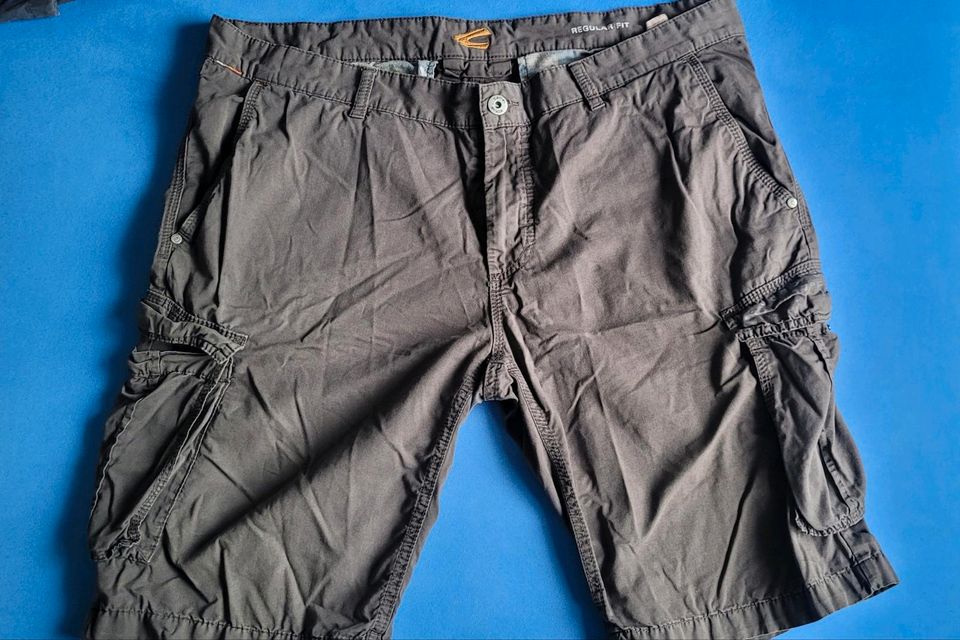 Cargo Short "Camel" Gr. 38 in Buxtehude