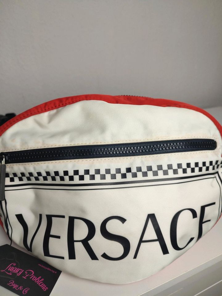 Versace Bumbag Waistbag Crossbody Tasche Bauchtasche Gross in Bad Rothenfelde