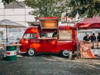 Miete Foodtruck Barbulli Foodtrailer Bulli T1 T2 Eiswagen Tresen Berlin - Marzahn Vorschau