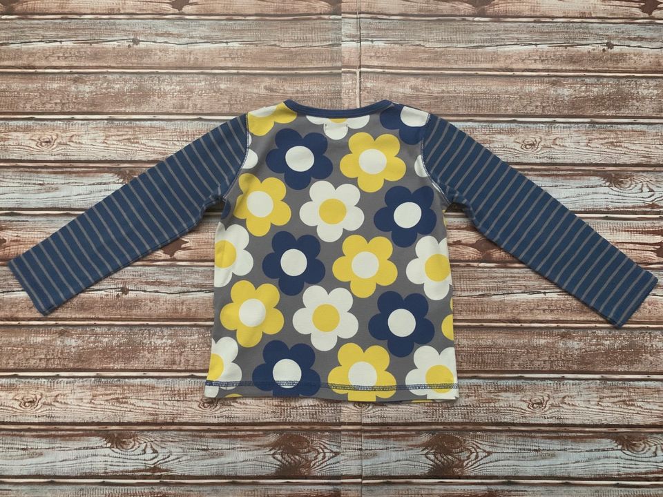 Mini Boden Shirt Blumen Gr. 104/110-SEHR GUTER ZUSTAND! in Solingen