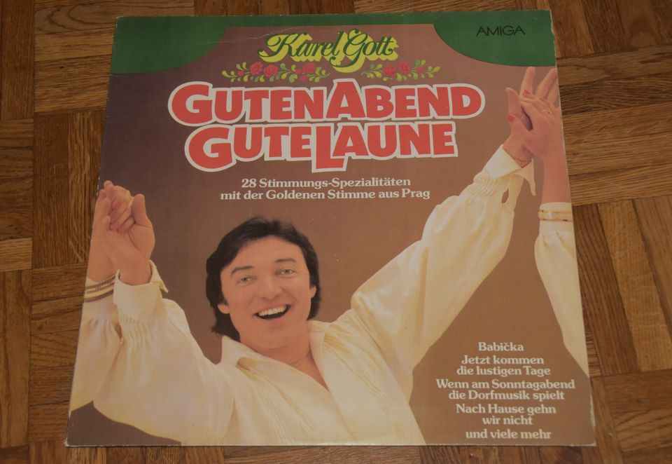 17 Schallplatten LPs Amiga Frank Schoebel Temptations Karel Gott in Unterhaching