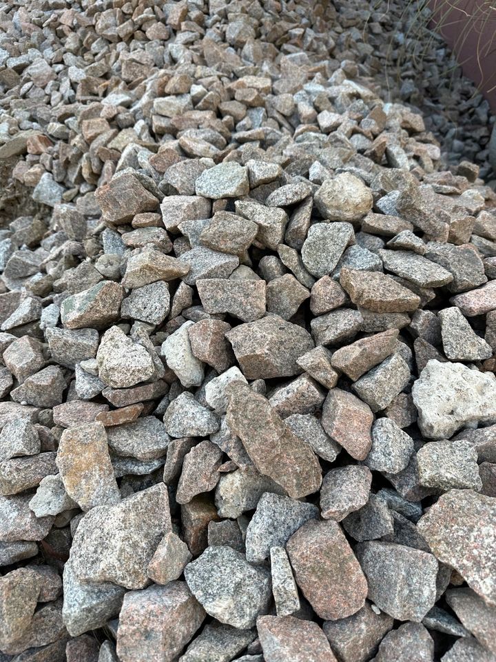 Granit Gabionen Steine / Beet Steine ca. 1 Tonnen in Freiburg im Breisgau