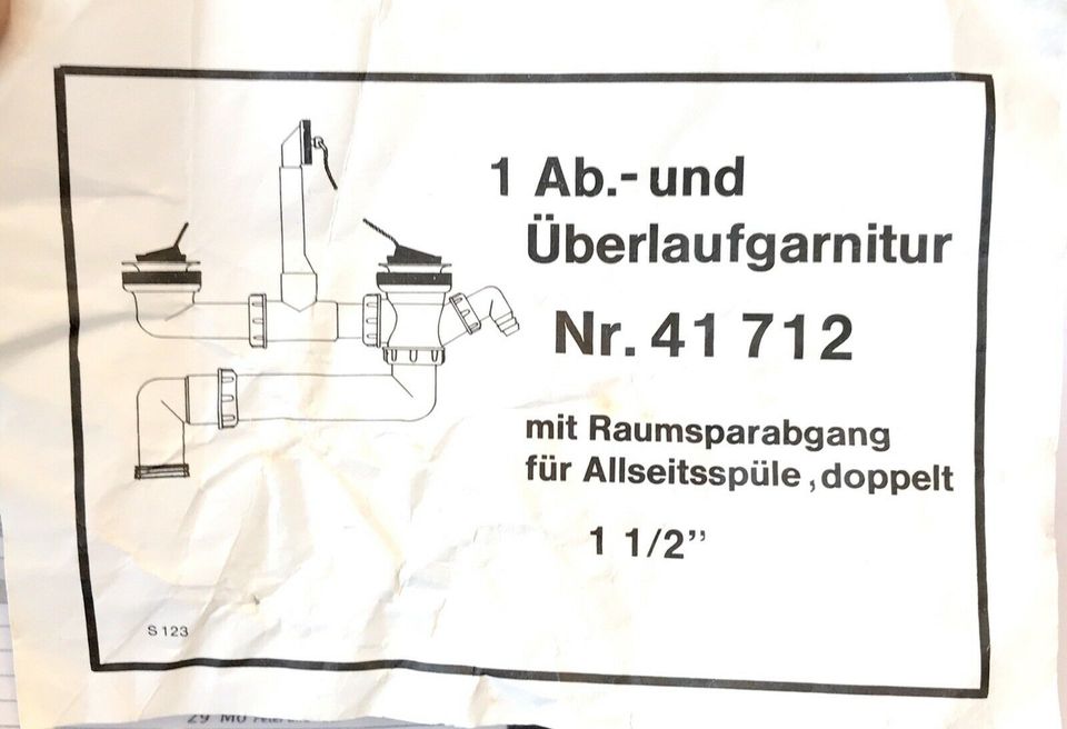 Ab-und Überlaufgarnitur für Doppelspüle, Spülbecken 1 1/2“ in Steinmauern