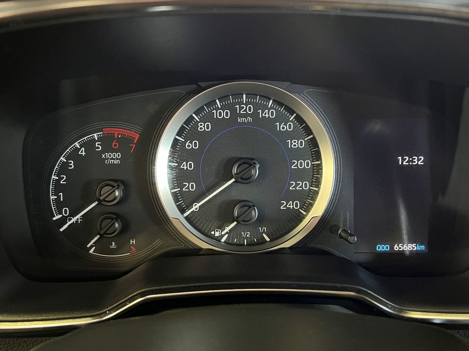 Toyota Corolla Hybrid  Aut. Comfort - NAVI - RFK - LED in Bonn