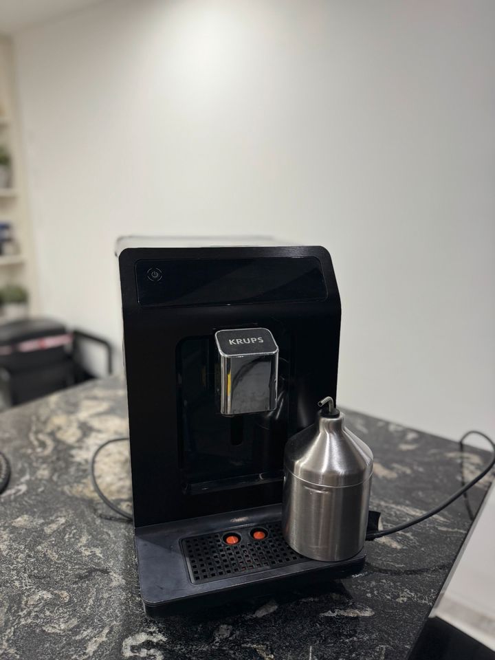 Kaffeevollautomat KRUPS EA8948 Evidence Plus in Nordrhein-Westfalen - Bad  Salzuflen | Kaffeemaschine & Espressomaschine gebraucht kaufen | eBay  Kleinanzeigen ist jetzt Kleinanzeigen