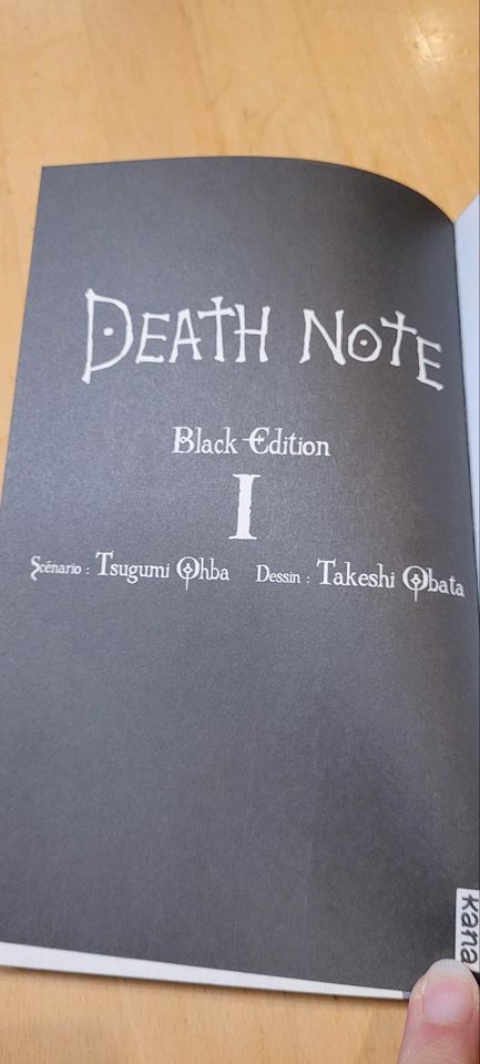 Deathnote 1  Black Edition Version ist auf Französisch in Buggingen