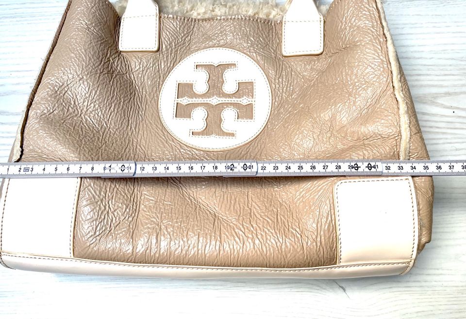 Tory Burch Designer Tasche Lackleder Topzustand in Stuttgart