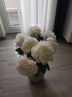 Weiße Plastik Blumen Düsseldorf - Benrath Vorschau