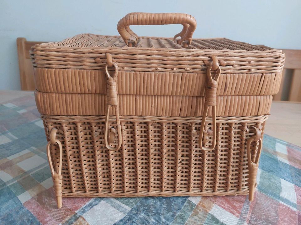 Alter Picknick- Korb mit Deckel - Vintage in sehr gutem Zustand in Bayern -  Landsberg (Lech) | eBay Kleinanzeigen ist jetzt Kleinanzeigen