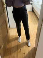 Schwarze Lederhose Bayern - Erlabrunn Vorschau
