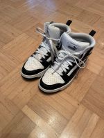 Puma sneaker Schuhe schwarz weiß high 37 Bayern - Anzing Vorschau