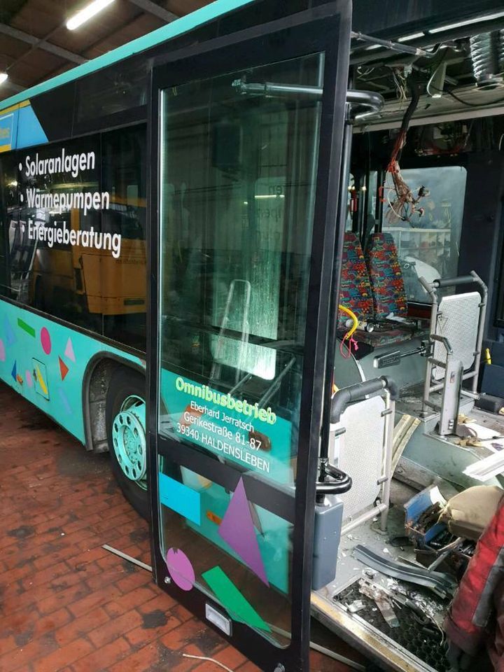 Bus türen Omnibus citaro setra MAN Mercedes Neoplan Fenster Sitze in Hamburg