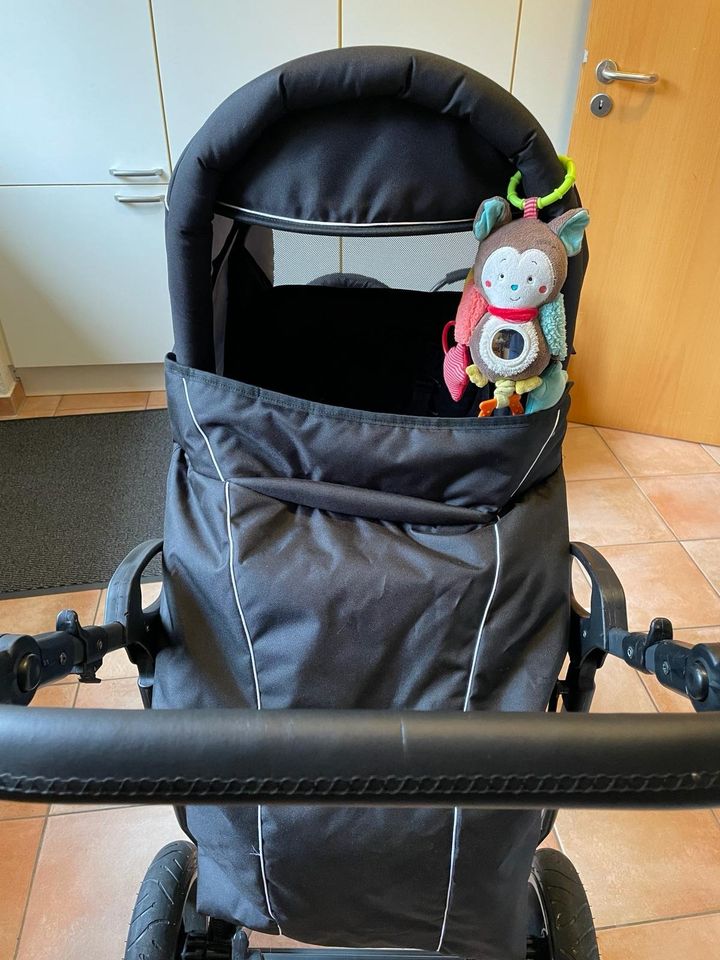 Kinderwagen Bergsteiger 3 in 1 Capri (gebraucht - super Zustand) in Varel