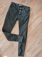 Zhrill Jeans Hose Skinny Röhre Gerade Gr. 36 S W27 Sachsen - Mockrehna Vorschau