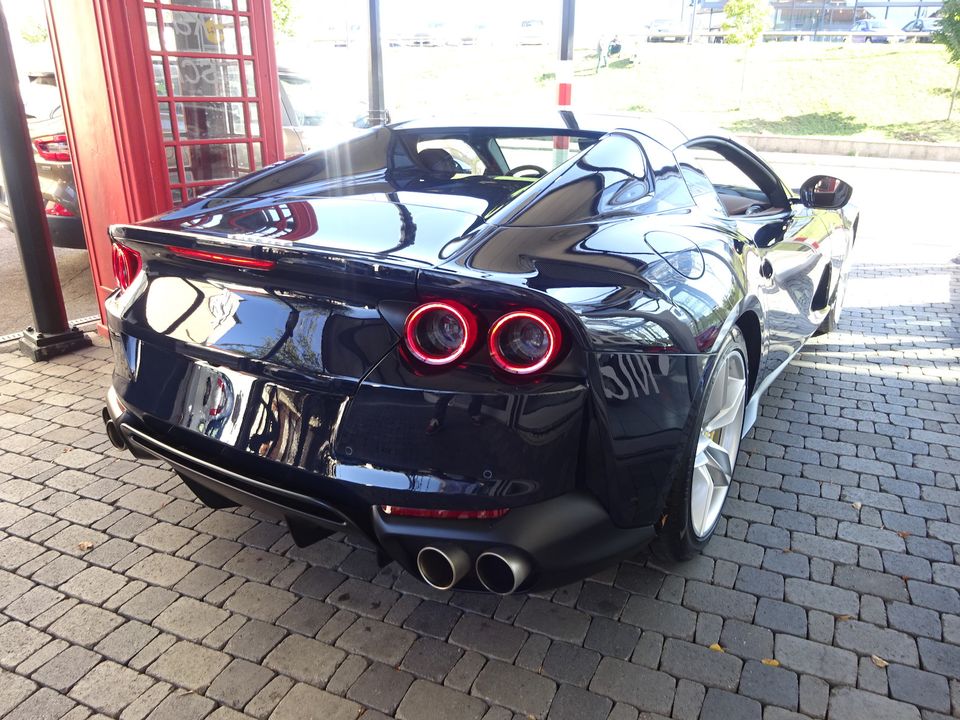 Ferrari 812 GTS in Neuzustand in Heilbronn