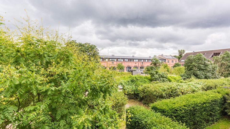 Modernes Wohnjuwel mit fantastischem Schnitt in Hamburg-Marienthal in Hamburg