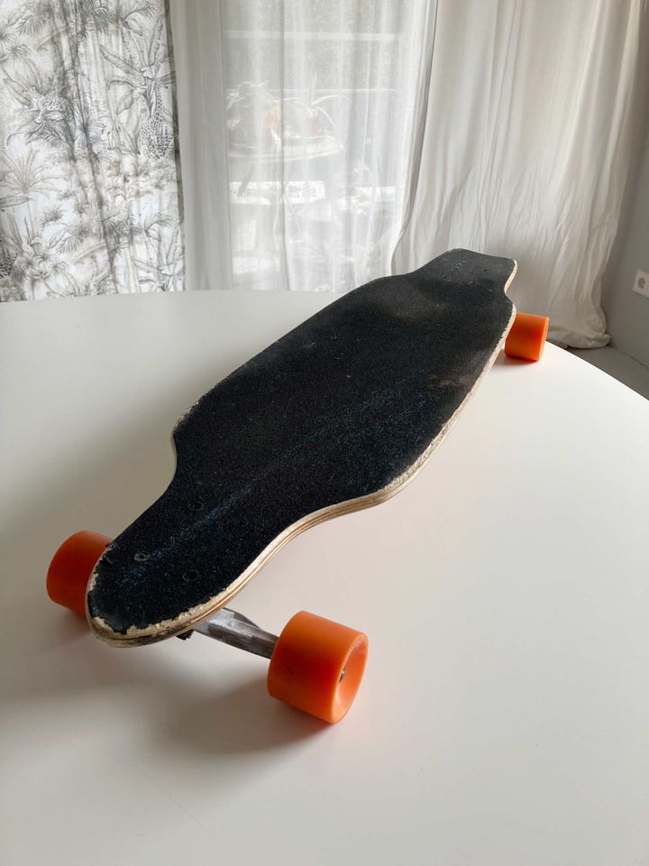 Longboard Grau Orange Skateboard in Hamburg