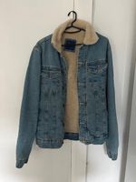 Jeansjacke mit Fell von Zara Berlin - Reinickendorf Vorschau