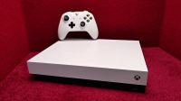 Xbox One X 1TB+1Controller Dresden - Mickten Vorschau