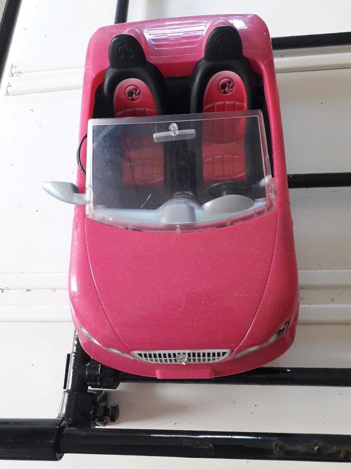 Barbie Krankenwagen + Cabriolet in Wrestedt
