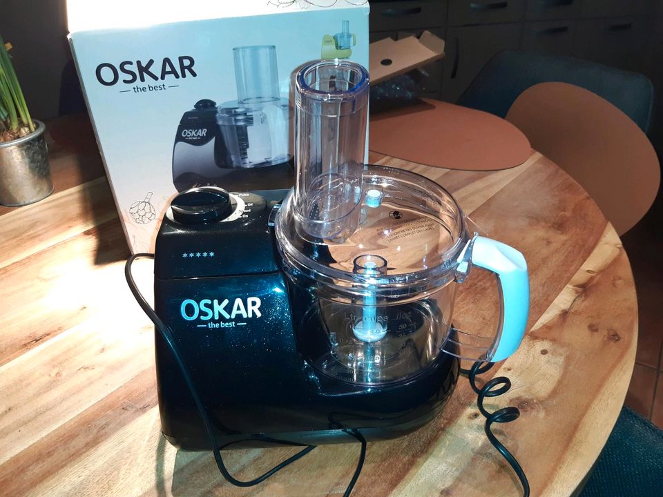 Neu/neuwertig: Oskar the Best Küchenmaschine+viel Zubehör NP 388€ in Hemmingen