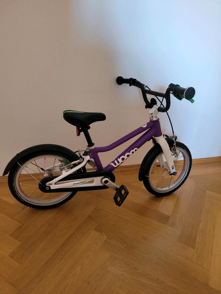 Lila Woom 2 mit Schutzbleche Steckbleche Fahrrad Kinderfahrrad in München