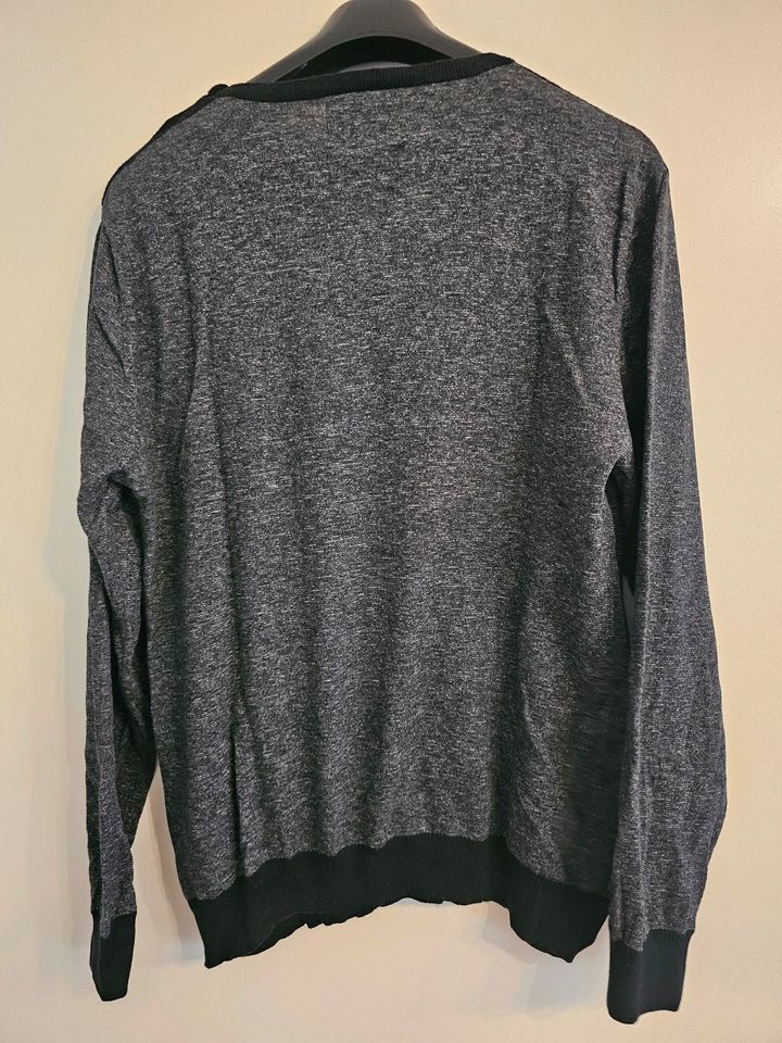 GUESS PULLOVER 2XL ANTHRAZIT SCHWARZ- TOP - CASUAL COOL in Duisburg