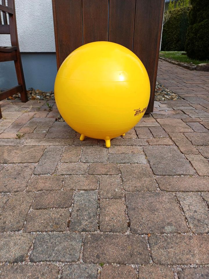 Kindersitzball in Edermünde