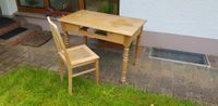 Tisch 110x60 mit Stuhl antik Weichholz Gründerzeit sehr dekorativ Rheinland-Pfalz - Roßbach (Wied) Vorschau