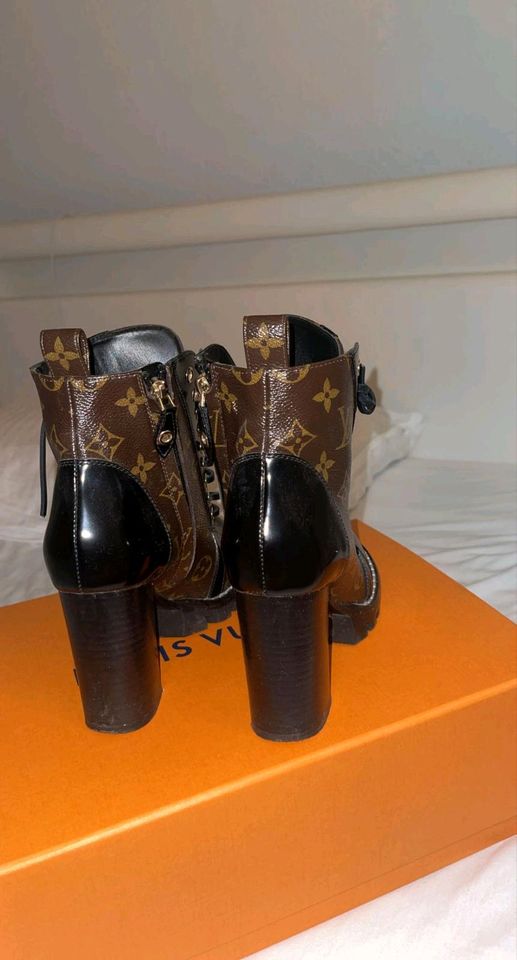 Louis vuitton Boots Original! in Hamburg