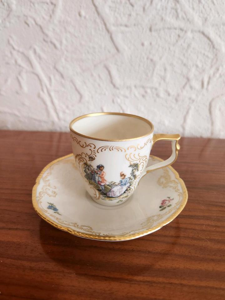Classic Rose Rosenthal Portellan Tasse Espressotasse Goldrand in Berlin