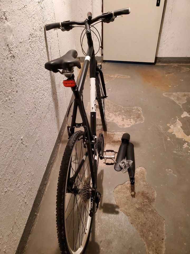 Diamant Elan 300 Herrenrad 28 Zoll, City/Trekkingbike NP 600€ in Bobritzsch-Hilbersdorf