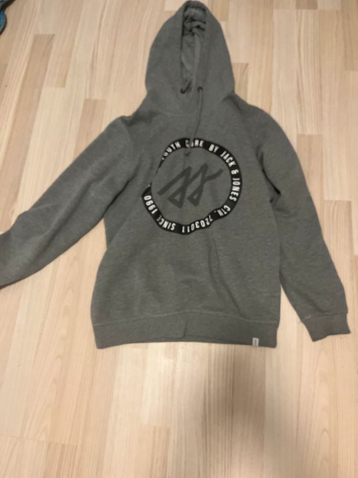 Jack & Jones Pullover  / Hoodie Größe S in Lengede