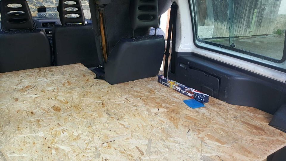 Fiat Scudo Jumpy Partner Wohnmobil Bett Holz Bretter ohne Beine in Felsberg