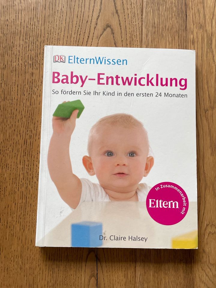 Baby Entwicklung Buch in Wuppertal