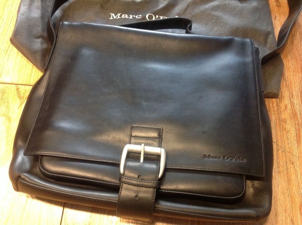 Marco Polo Ledertasche schwarz in Wiesbaden